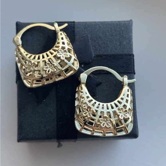 Jewelry - Boho Gold Plated Filigree Floral Hoop Earrings Openwork Statement Hoops New